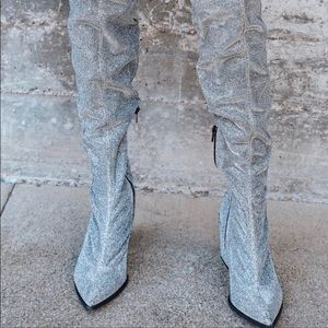 womens size 6.5 silver sparkle boots